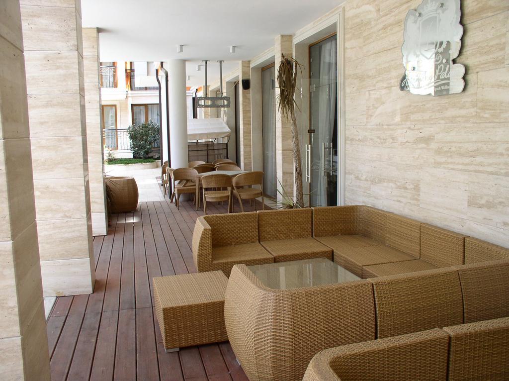 Lvv Palace Apartment Солнечный берег Экстерьер фото